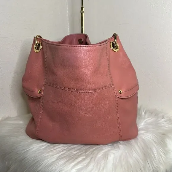 💯Authentic Burberry Tote Leather Handbag🍀 - Picture 9 of 16